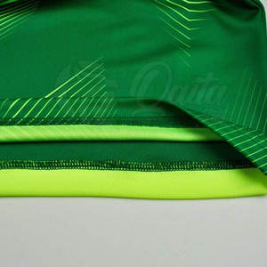 Uniforme de football respirant à manches courtes de haute qualité, tailles et couleurs personnalisables, durable, 100% polyester, vêtements d'équipe - Product Image 6