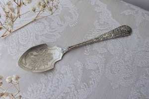 Cuillère de mariage élégante en acier inoxydable de couleur or de l'Inde, idéale pour la vaisselle, le restaurant, l'hôtellerie et les ustensiles de cuisine. - Product Image 6