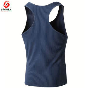 Débardeur de sport pour homme de haute qualité, col rond à capuche, sans manches |   Entraînement respirant, léger, à séchage rapide, en polyester/coton - Product Image 2