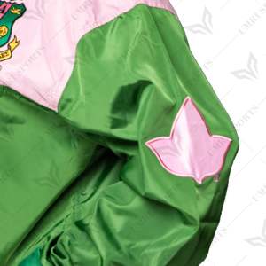 Logotipo bordado de ropa griega cortavientos con media cremallera AKA personalizado para Sorority & Fantarnity Premium Nylon Construction - Product Image 5