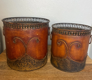 Ensemble de 2 jardinières en cuivre de conception artisanale avec finition dorée et cuivrée, utilisées pour la décoration de la maison et du jardin - Product Image 1