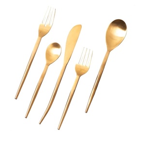 Accueil Hôtel Restaurant Vaisselle Traiteur Couverts De Service Ensembles À Vendre Haute Vente Designer À La Main Ensemble De Couverts En Métal - Product Image 4