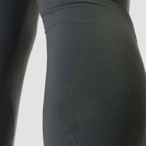Medias de compresión de alto rendimiento para hombre: absorbe la humedad y de secado rápido, ideales para correr y entrenamientos de gimnasio - Product Image 5