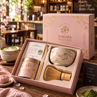 Coffret cadeau AT PACK Matcha avec emballage personnalisé, bol à thé, fouet en bambou et solutions cadeaux haut de gamme