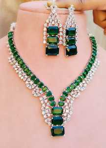 Conjunto de collar de Zirconia cúbica de corte de estrella de alta calidad para mujer, conjunto de collar de diamantes artificiales de lujo asequible para ropa de fiesta - Product Image 5