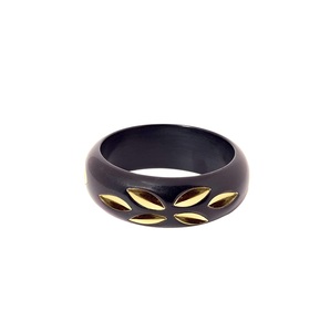 Brazalete de resina hecho a mano para mujeres y niñas, joyería de calidad estándar, color verde claro - Product Image 4