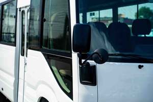 Nuevo Autobús Toyo Ta Coaster Commuter 2025 con Techo Alto, 15 Asientos, Motor Diésel 2.7L Euro 6, Transmisión Manual, Volante a la Izquierda - Product Image 5