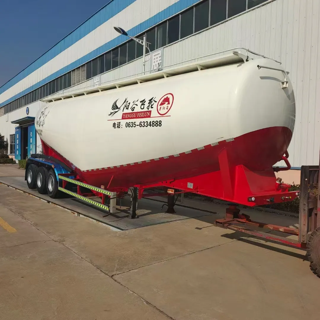 Yanggu Feilun imalat toplu çimento tankı ve dizel motor ile taşıma toplu toz satışı için hava kompresörü yarı römork