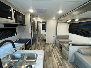 Se vende C-r-o-s-s-r-o-a-d-s Z-i-n-g-e-r 3-9-0-D-B usado del año 2026 - Product Image 3