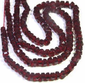 Cuentas de Granate Rojo Natural de Mozambique de Alta Calidad, Corte Facetado, Forma de Cubo, 17 Pulgadas de Largo, 6-8 mm, para Joyería - Product Image 4