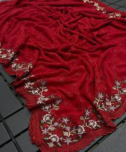 ส่าหรีตาข่ายสำหรับงานแต่งงานสุดหรูประดับเพชรและหรูหรา - Product Image 3