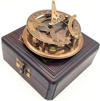 Cadran solaire en laiton et cuivre antique boussole artisanat en métal élégant avec cadran solaire unique horloge technique polie belle boîte coffret cadeau