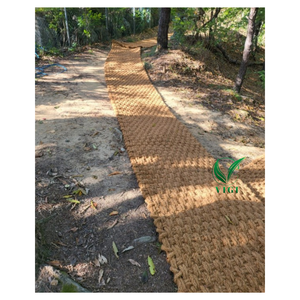 Rouleau de couverture en fibre de coco durable du Vietnam pour la bio-ingénierie, la protection des berges et le contrôle de l'érosion à long terme - Product Image 3