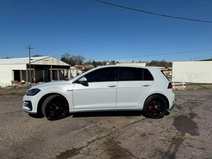 Voiture d'occasion de haute qualité, propre et bien entretenue, 2024 G.TI SE Turbo 4 cylindres, conduite à gauche, sièges en cuir, caméra arrière - Product Image 4