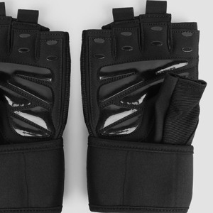 Guantes de Entrenamiento MaxHold de Medio Dedo para Levantamiento de Pesas, Adecuados para Gimnasio, con Agarres de Neopreno, Cuero, Silicona, Spandex y Microfibra - Product Image 4