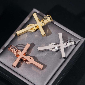 Pendentif en moissanite en forme de nœud glacé, couleur D VVS, argent 925 plaqué or rose, bijoux religieux de luxe, micro pavé, vente en gros - Product Image 4