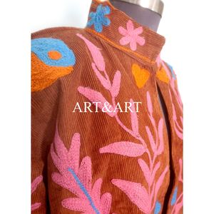 Veste matelassée en coton indien brodée pour femmes, style bohème chic, manches longues, longueur régulière, écologique, automne-hiver - Product Image 3