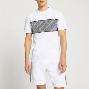 Ensemble d'été pour hommes au design de luxe respirant et doux deux pièces pour les ensembles d'été décontractés High-Street - Product Image 1