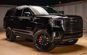 Yukon Denali Ultimate 4WD 2024 en excellent état, moteur V8 6,2 L (420 ch, 460 lb-pi de couple), boîte automatique à 10 vitesses, cuir, jantes R18 - Product Image 2
