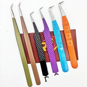 Pince à épiler en acier inoxydable écologique personnalisée à marque privée, pointe en fibre pour extensions de cils, design durable et antistatique pour la manucure - Product Image 5