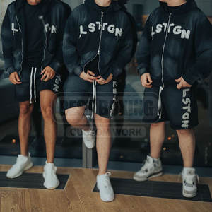 Pantalones cortos desgastados para hombre con rasgaduras pesadas y textura desgastada para ropa de calle atrevida Look Vintage Pantalones cortos desgastados para hombre - Product Image 5