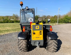 Mini-chargeur télescopique Wacker Neuson TH412 4x4 avec une grande capacité de levage pour la manutention et le levage de matériaux - Product Image 2