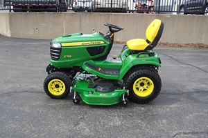 Cortadora de Césped Industrial John Deere X758 2024, 4x4, de Alta Calidad, 1600W, Motor de 4 Tiempos, Chasis de Aluminio - Product Image 5