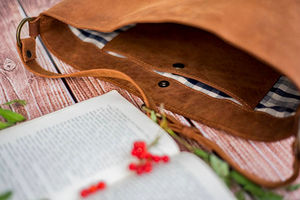 Bolso Hobo de cuero genuino con asa regulada Mat Hombro Regalo del día de San Valentín para ella - Product Image 6