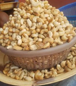เม็ดมะม่วงหิมพานต์ดิบอบแห้ง แบบเม็ดเต็ม บรรจุภัณฑ์แบบขายส่ง อาหารว่างจากเวียดนาม สำหรับการแปรรูปอาหาร WW180 WW210 WW240 WW320 WW450 - Product Image 6