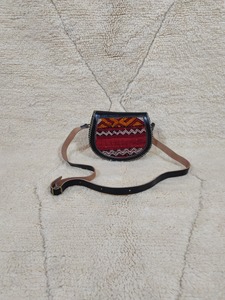 Sac à main pour femme en cuir PU véritable de style bohème marocain, écologique, doux, décontracté, forme demi-lune, bandoulière, fermeture à rabat - Product Image 4