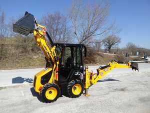 รถตักล้อยางขนาดเล็ก JCB 1CX ขับเคลื่อน 4 ล้อ พร้อมบุ้งกี๋ด้านหน้าและหัวขุดด้านหลัง สำหรับงานก่อสร้างและฟาร์ม - Product Image 5