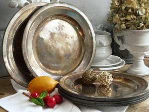 Assiette de service chargeur plaqué argent Excellente qualité Mariages Banquets Fine Dining Events Elegant Fancy Snacks Compatible PP PC - Product Image 5