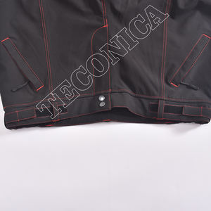 Pantalon de neige imperméable noir avec coutures contrastées rouges Pantalon de ski cargo avec boucles de ceinture Poches zippées Bas élastiques - Product Image 3