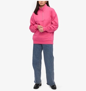 Sweat-shirt décontracté pour femme en CVC à manches longues et quart de zip, avec logo personnalisé, rose bubblegum uni, séchage rapide, respirant, en polaire pour l'automne - Product Image 5