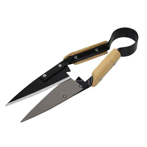 Top Quality <b>Foot</b> Shearing Scissors for Red Sheep Hooves Hoof Trimmer Goat and Sheep Hoof Trimming Scissors with Serrated <b>Blades</b> - Product Image 1