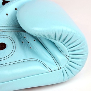 Gants de boxe professionnels Fairtex sur mesure, cuir véritable de haute qualité, fermeture à boucle et crochet, couleurs et logos personnalisés FTI-BG-011 - Product Image 5