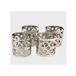 ชุดแหวนรัดผ้าเช็ดปากเหล็กสีทองสามขนาดและรูปร่างที่แตกต่างกัน - Product Image 4
