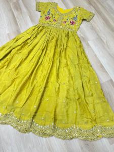 ชุด anarkali สำเร็จรูปพร้อมชุดเย็บปักตามลำดับความยาวถึงพื้นชุด anarkali จากผู้จำหน่ายในอินเดีย - Product Image 6