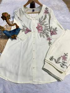 ชุดเซ็ตผ้าเรยอนคุณภาพดีสำหรับผู้หญิง เหมาะสำหรับใส่ทำงาน ออกงานลำลอง ท่องเที่ยว ปาร์ตี้ และคอลเลคชั่นบูติก มีจำหน่ายแล้ว - Product Image 3