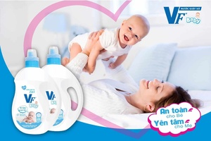 Detergente Líquido y Suavizante para Bebés VF 900g x 12 Botellas Suave con la Piel - Product Image 5