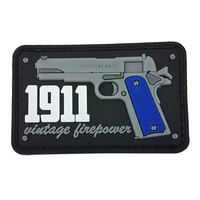 Patchs en PVC souple en relief 3D avec logo personnalisé OEM avec tissu en silicone Personnalisation complète Crochets pour vêtements de style