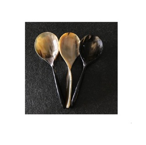 Style Corne cuillère outil de cuisine taille personnalisée et cuillère outils de cuisson à vendre pour Offre Spéciale produit - Product Image 1