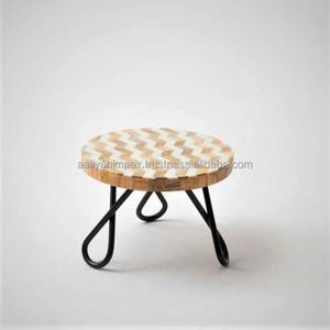 Soporte para Pastel de Madera y Resina Ecológico Hecho a Mano con Diseño Rústico, Apto para Lavavajillas, Color Personalizado para Fiestas y Eventos - Product Image 6