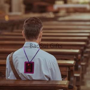 Escapularios Morados de Fieltro de Lana Religiosos de la Bendición y Protección Medalla Católica Collar de Escapulario Rosario - Product Image 5