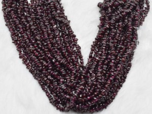 Venta al por mayor de cuentas de granate semipreciosas sin tallar, cuentas de cristal natural para la fabricación de joyas y meditación - Product Image 3