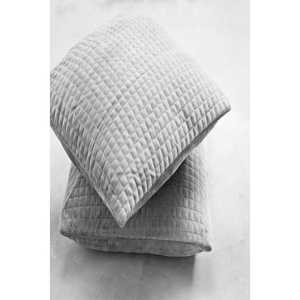 Simple Serenity Decorative <b>Throw</b> <b>Pillow</b> Comfortable and Stylish Accessory for Home Decor - Product Image 1