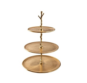 Présentoir à gâteau en aluminium plaqué or Support à gâteau de luxe fait à la main de haute qualité Support à gâteau décoratif en métal à dessus rond - Product Image 1