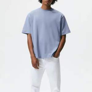 Camiseta negra personalizada para hombre de la mejor calidad, camisetas de estilo vintage de gran tamaño de algodón 100% con logotipo impreso en la parte delantera - Product Image 2