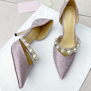 Zapatos de tacón alto con correa de perlas a la moda para mujer, sandalias de tacón de aguja, zapatos planos con punta en pico, novedad de verano. - Product Image 3