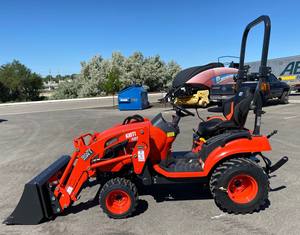 Tractor Cortacésped 4x4 de Gasolina, 5.5HP, 173cc, Mini Tractor Agrícola para Jardín en Venta - Product Image 2